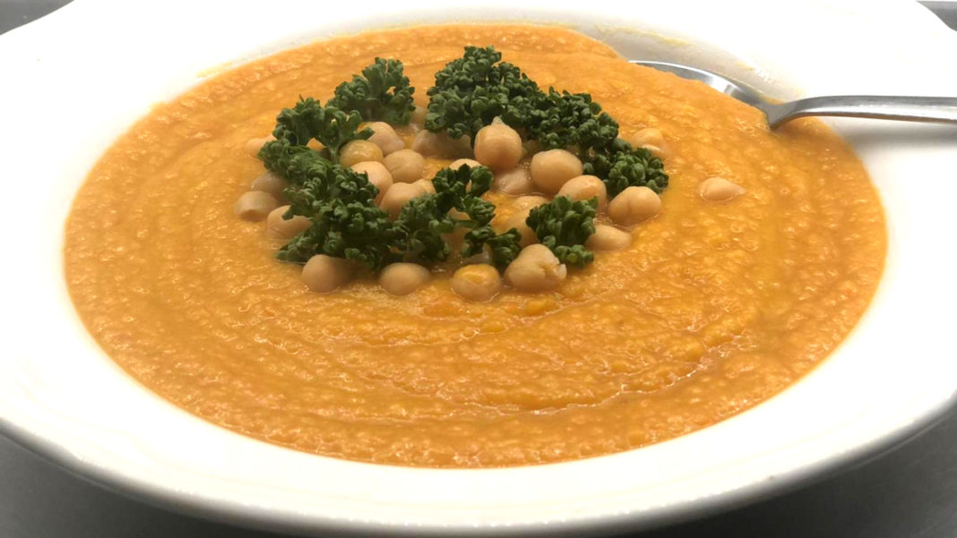 Pikante Karotten-Kichererbsen-Suppe. 100% vegan Super lecker ...
