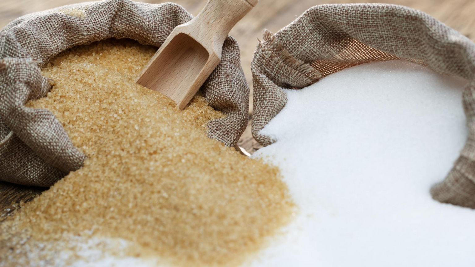 Brauner Zucker beim Backen Deutschland vs. USA. 100 vegan Super lecker HelloVegan.de