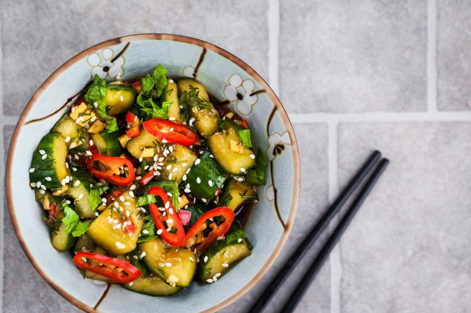 Chinesischer Gurkensalat &amp;quot;Broken Cucumbers&amp;quot;. 100% vegan Super lecker ...